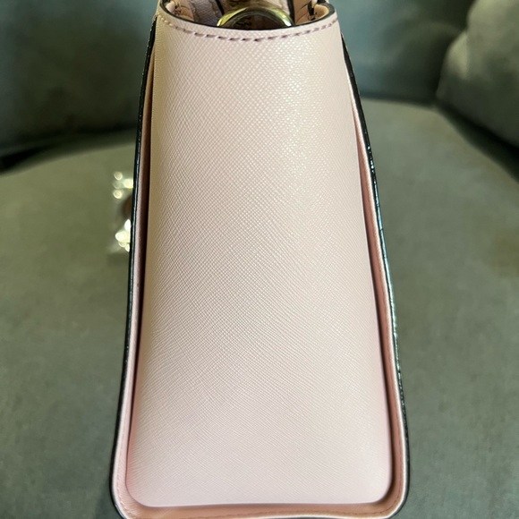 ✨SOLD✨Kate Spade hand bag/ body bag - Picture 5 of 7